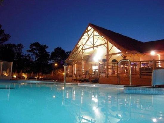 Dejean 178 Hotel Soulac-sur-Mer Exterior photo